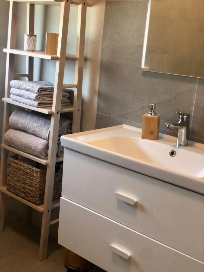 Sea & Sun Apartment กอร์จูลา ภายนอก รูปภาพ
